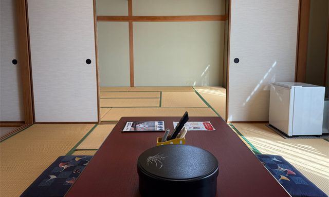 道の駅ふれあいパークみの弥谷の間内装
