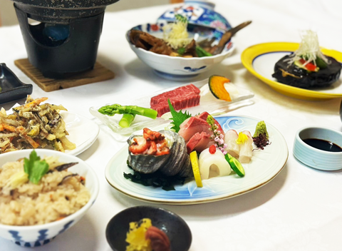 香川県三豊市/道の駅ふれあいパークみので香川の食を楽しむ